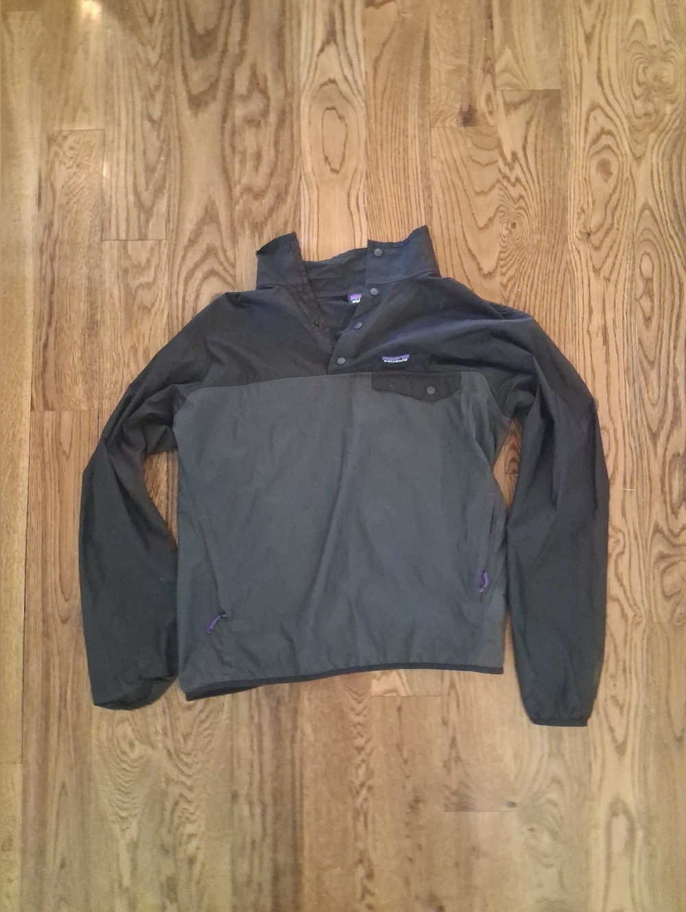 Patagonia Black And Gray Snap Pullover